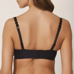 Tom Nahtloser Bügel BH -Frau Unterwäsche Laden naadloosbeubh3 0120821chb