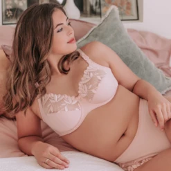 Orlando Luxus String -Frau Unterwäsche Laden orlandobeugelbhenluxestring 1