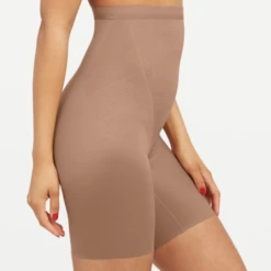 Thinstincts 2.0 High Waisted Mid Thigh Shorts -Frau Unterwäsche Laden thinstincts 2.0 high waisted mid thigh short2 10233rcafeaulait